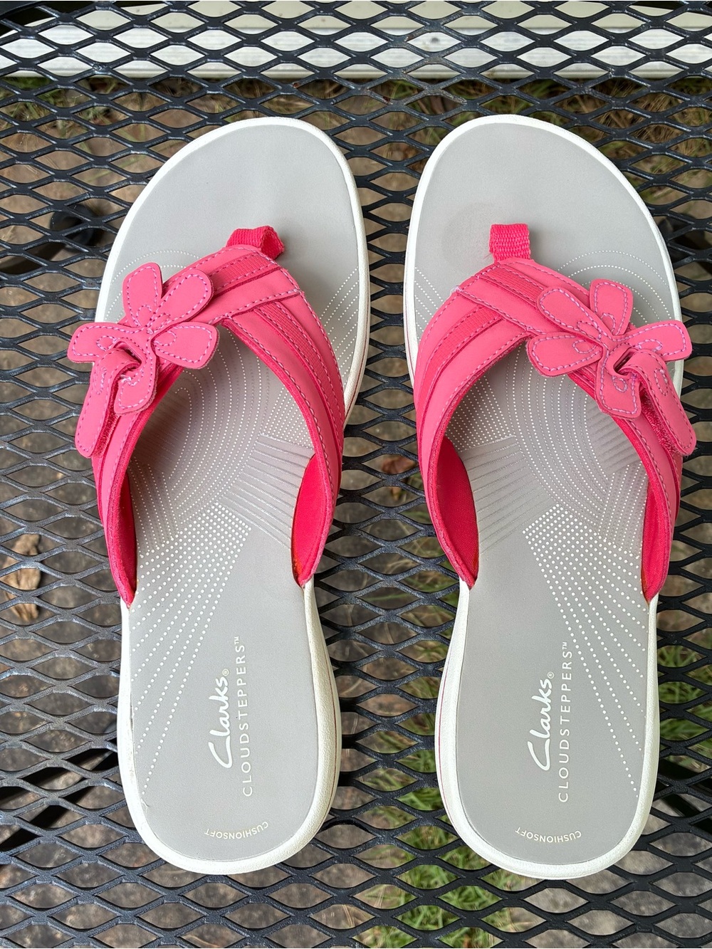 Clarks CloudSteppers Brinkley Flora Pink Sandals Sz 9 Slippers - Picture 4 of 15